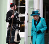 La reine Elisabeth II d'Angleterre inaugure le pavillon des jeux des Highlands du duc de Rothesay à Braemar le 1er septembre 2018. 