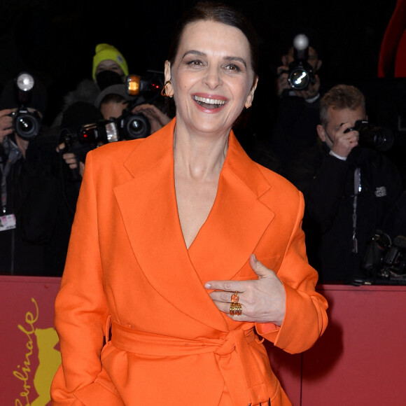 Juliette Binoche - Red Carpet de la première du film "Avec amour et acharnement" lors de la 72ème édition du festival international du film de Berlin le 12 février 2022. 