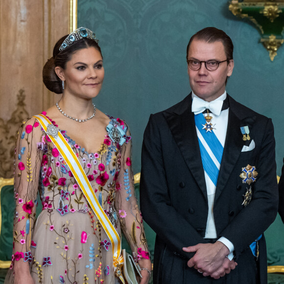 La princesse Victoria de Suède, le prince Daniel, le prince Carl Philip, la princesse Sofia lors du dîner d'état au palais royal à Stockholm pour la visite en Suède du couple royal d'Espagne.