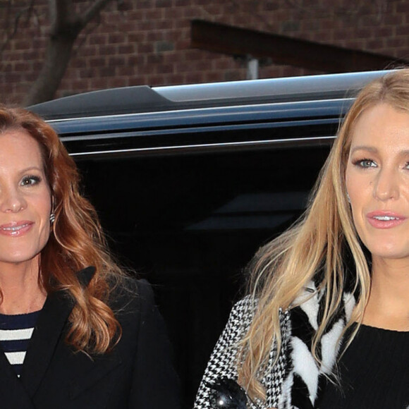 Les soeurs Blake et Robyn Lively se rendent à un défilé de mode lors de la Fashion Week à New York, le 15 février 2017