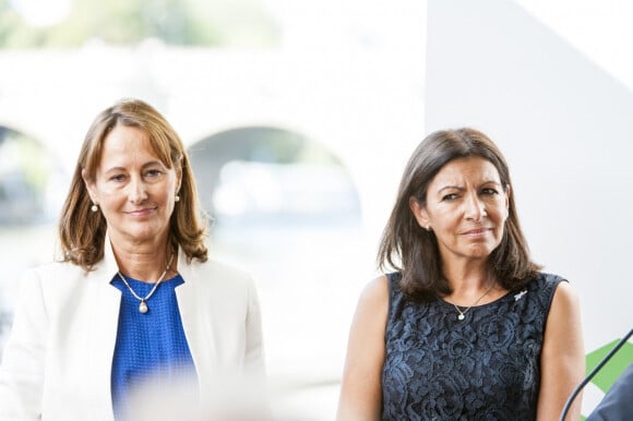 Anne Hidalgo, Maire de Paris et Ségolène Royal, Ministre de l'Environnement, de l'Energie et de la Mer ont inauguré l'exposition "Cap sur la COP22". Paris le 14 septembre 2016.