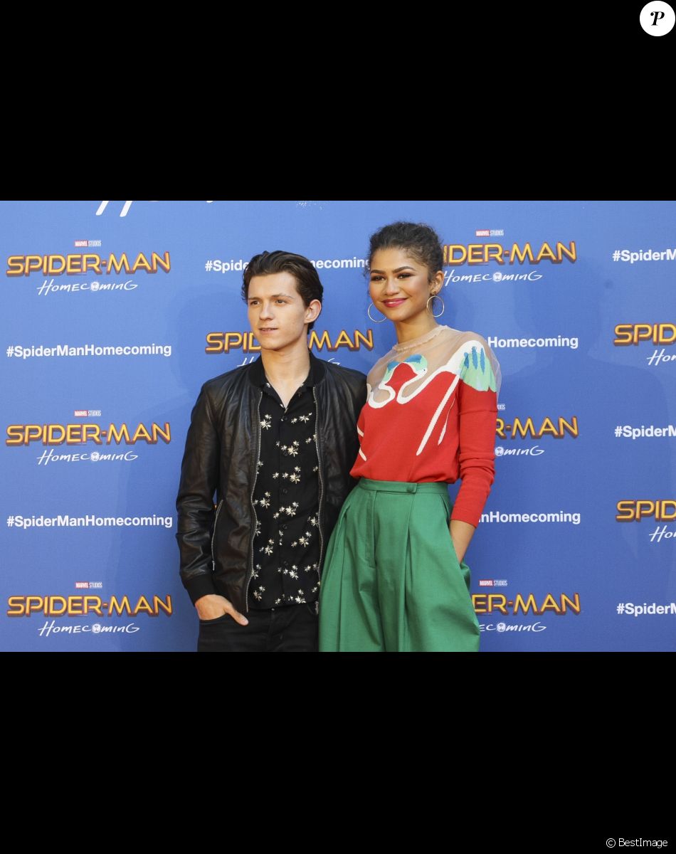 Tom Holland En Couple Avec Zendaya L Acteur Retablit Une Verite Importante Purepeople