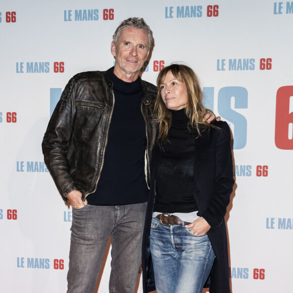 Denis Brogniart et sa femme Hortense à l'avant-première du film " Le Mans" au cinéma Gaumont Champs-Élysées à Paris, France, le 6 octobre 2019. © Olivier Borde/Bestimage 