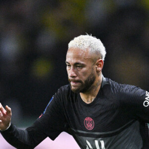 Neymar Jr (PSG) lors du match de championnat de Ligue 1 Uber Eats opposant le FC Nantes au Paris Saint-Germain (PSG) au stade de la Beaujoire à Nantes, France, le 19 février 2022. Nantes a gagné 3-1. © Jean-Baptiste Autissier/Panoramic/Bestimage