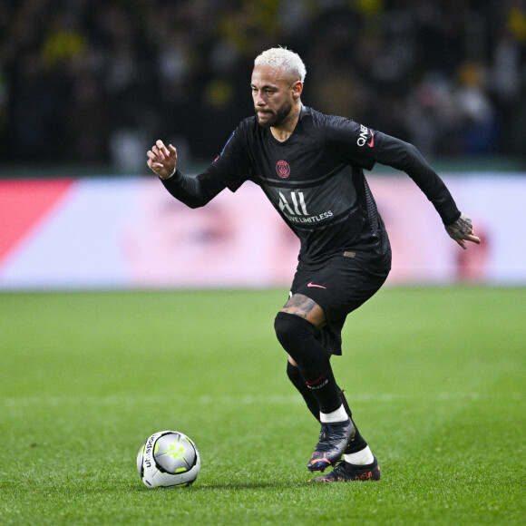 Neymar Jr (PSG) lors du match de championnat de Ligue 1 Uber Eats opposant le FC Nantes au Paris Saint-Germain (PSG) au stade de la Beaujoire à Nantes, France, le 19 février 2022. Nantes a gagné 3-1. © Jean-Baptiste Autissier/Panoramic/Bestimage
