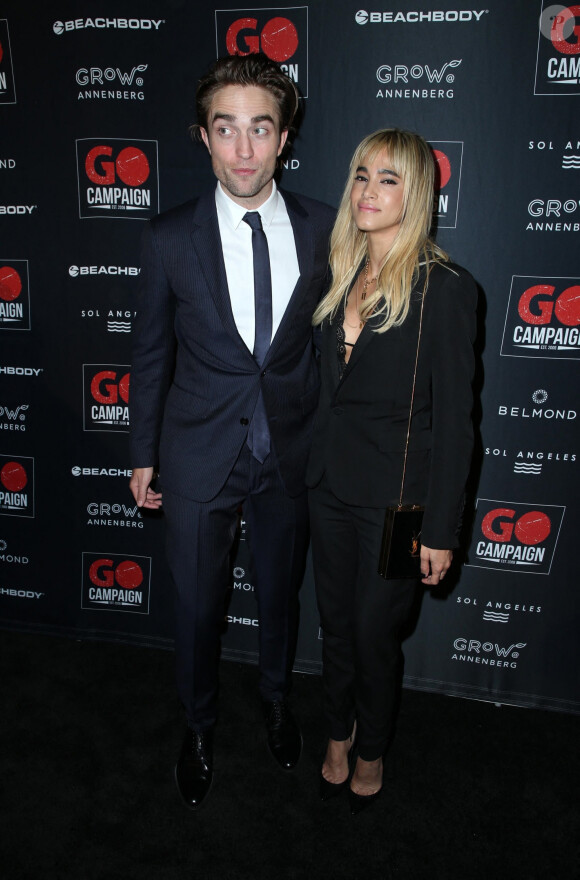 Robert Pattinson, Sofia Boutera - Tapis rouge de la soirée de gala " Go Campaign " à Los Angeles Le 20 octobre 2018
