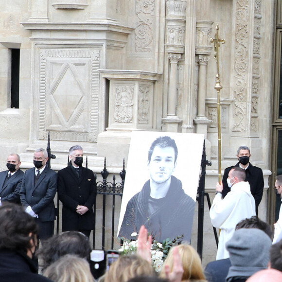Ambiance - Sorties des obsèques (bénédiction) de Gaspard Ulliel en l'église Saint-Eustache à Paris. Le 27 janvier 2022 © Jacovides-Moreau / Bestimage 