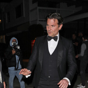 Bradley Cooper quitte l'afterparty des SAG Awards au restaurant Giorgio Baldi à Santa Monica le 27 février 2022.