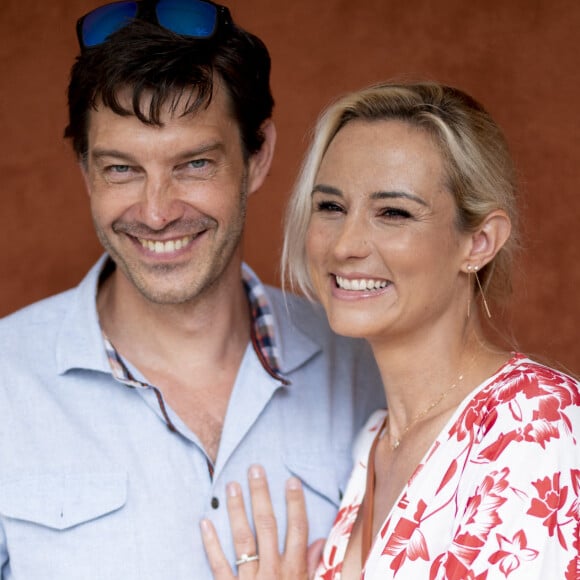 Elodie Gossuin et son mari Bertrand Lacherie au village lors des internationaux de France à Roland-Garros. © JB Autissier / Panoramic / Bestimage