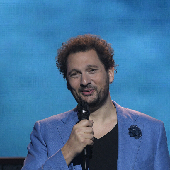 Exclusif - Eric Antoine - Enregistrement de l'émission "Tout le monde chante contre le cancer" au Palais des Congrès à Paris, diffusée le 23 décembre sur W9. © Giancarlo Gorassini-Cyril Moreau / Bestimage 