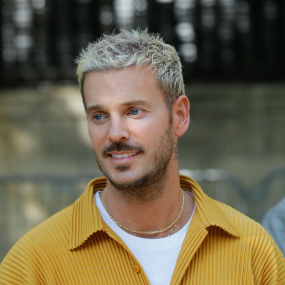 Exclusif - M. Pokora (Matt Pokora) - Les personnalités quittent l'enregistrement de l'émission "Vivement dimanche" qui sera diffusée le xx septembre 2021 au Studio Gabriel à Paris, France, le 02 septembre 2021. © Christophe Clovis / Bestimage 