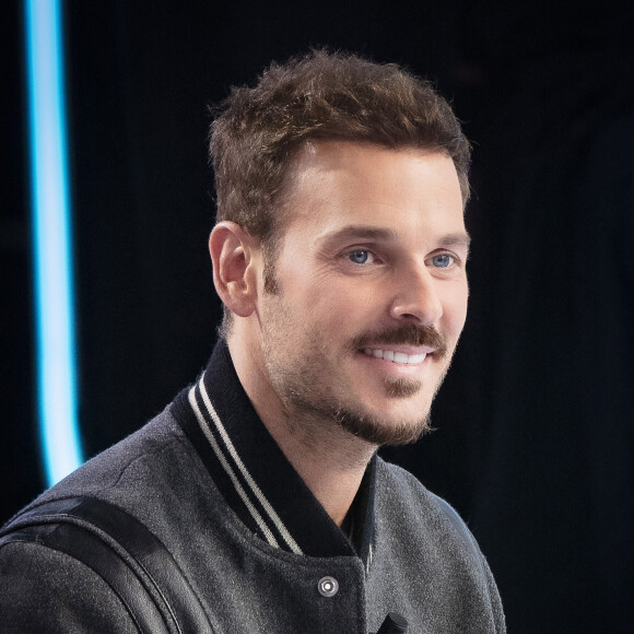 Exclusif - Matt Pokora sur le plateau de l'émission TPMP (Touche pas à mon poste) diffusée en direct le 27 septembre 2021 sur C8. © Jack Tribeca / Bestimage 