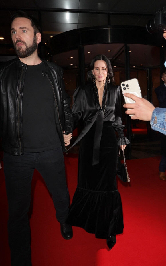 Courteney Cox lsort de son hôtel pour se rendre à la soirée des BRIT Awards 2022 à l'O2, Peninsula Square de Londres, Royaume Uni, le 8 février 2022.