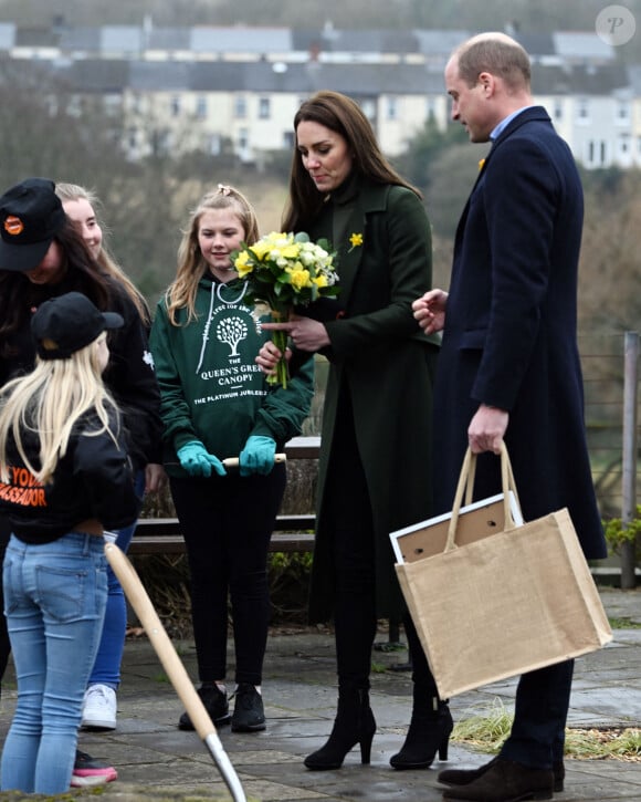 Le prince William, duc de Cambridge, et Kate Catherine Middleton, duchesse de Cambridge, en déplacement dans la ville de Blaenavon au Pays de Galles, à l'occasion du "St David's Day". Le 1er mars 2022 