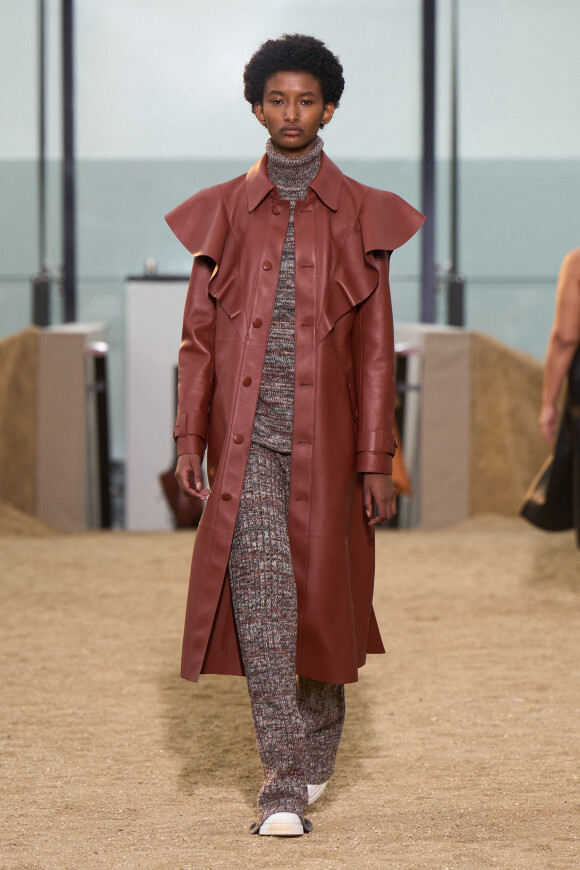 Défilé Chloé, collection automne-hiver 2022-2023, au Parc André-Citroën. Paris, le 3 mars 2022.