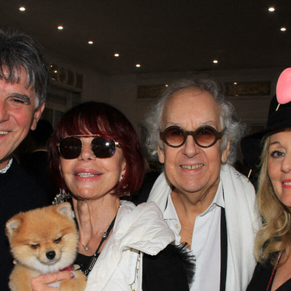 Tex, Any d'Avray et son chien, Sylvain Collaro et sa femme - Défilé de mode de la styliste Grace Moon au Salon Des Miroirs. Paris. Le 3 mars 2022.