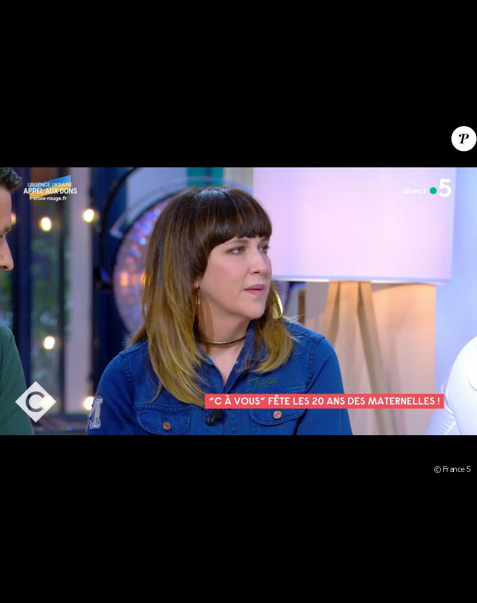 Daphné Bürki, maman de deux filles, révèle dans C à Vous qu'elle n'aura plus d'enfants