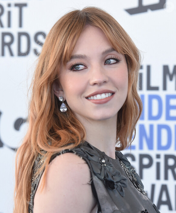 Sydney Sweeney au photocall des ""Film Independent Spirit Awards" à Los Angeles, le 6 mars 2022. 