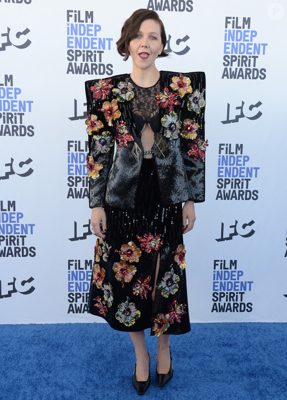 Maggie Gyllenhaal au photocall des ""Film Independent Spirit Awards" à Los Angeles, le 6 mars 2022. 
