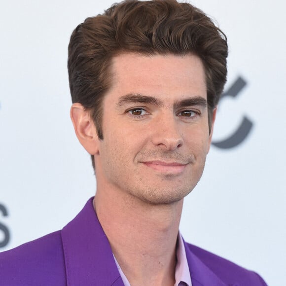 Andrew Garfield au photocall des ""Film Independent Spirit Awards" à Los Angeles, le 6 mars 2022. 