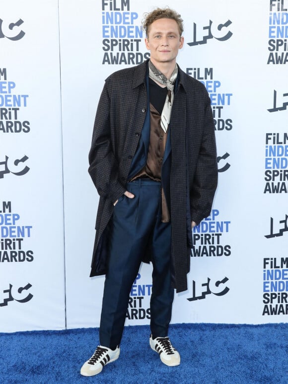 Matthias Schweighöfer, Matthias Schweighofer au photocall des ""Film Independent Spirit Awards" à Los Angeles, le 6 mars 2022. 