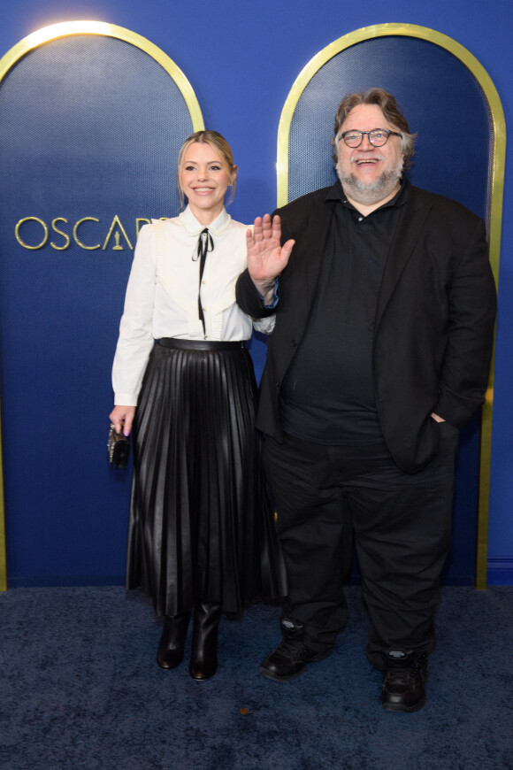 Guillermo del Toro au photocall du dîner des nominés de la 94ème édition des Oscar à Los Angeles, le 7 mars 2022.