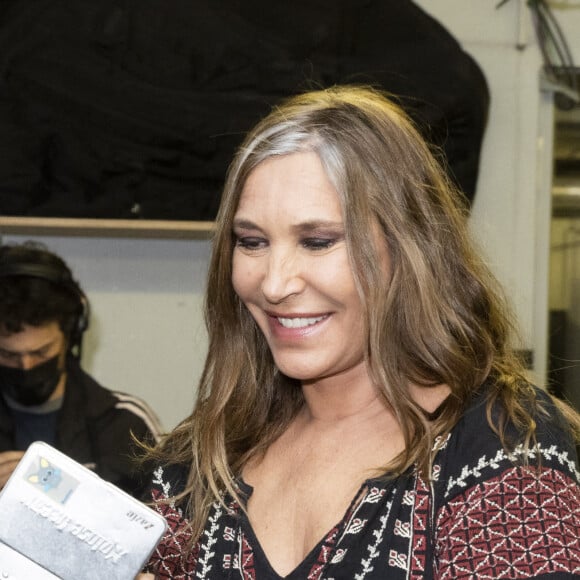 Exclusif - Zazie - Backstage de l'émission spéciale "Unis pour l'Ukraine" à la Maison de la Radio et de la Musique. Paris, le 8 mars 2022. © Cyril Moreau / Jack Tribeca / Bestimage