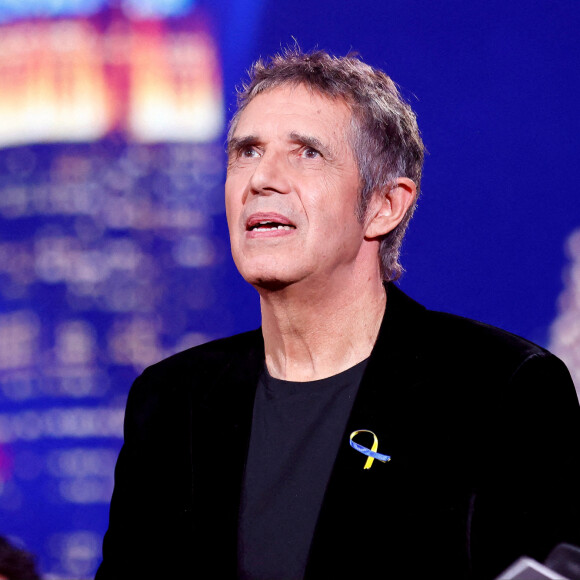 Julien Clerc - Emission spéciale "Unis pour l'Ukraine" à la Maison de la Radio et de la Musique. Paris, le 8 mars 2022. © Cyril Moreau / Jack Tribeca / Bestimage