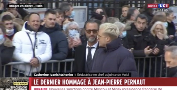 Guillaume Genton et Nicolas Pernikoff arrivent aux obsèques de Jean-Pierre Pernaut ce mercredi 9 mars 2022 - LCI