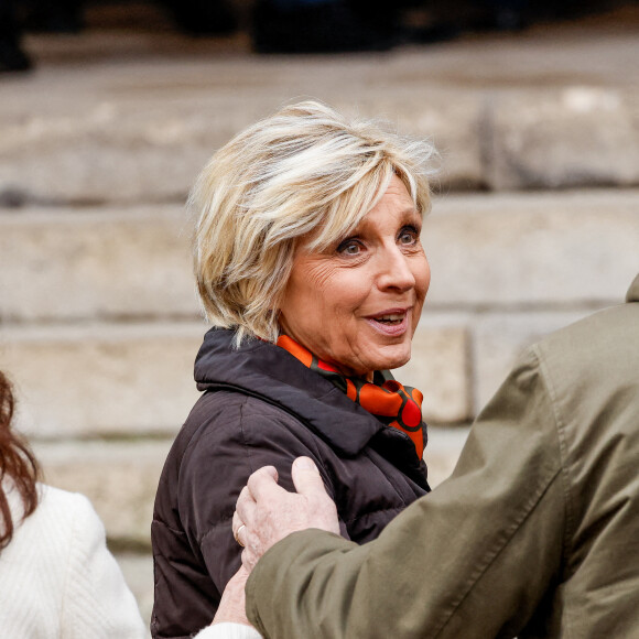 Evelyne Dhéliat - Obsèques de Jean-Pierre Pernaut en la Basilique Sainte-Clotilde à Paris le 9 mars 2022. © Cyril Moreau / Bestimage