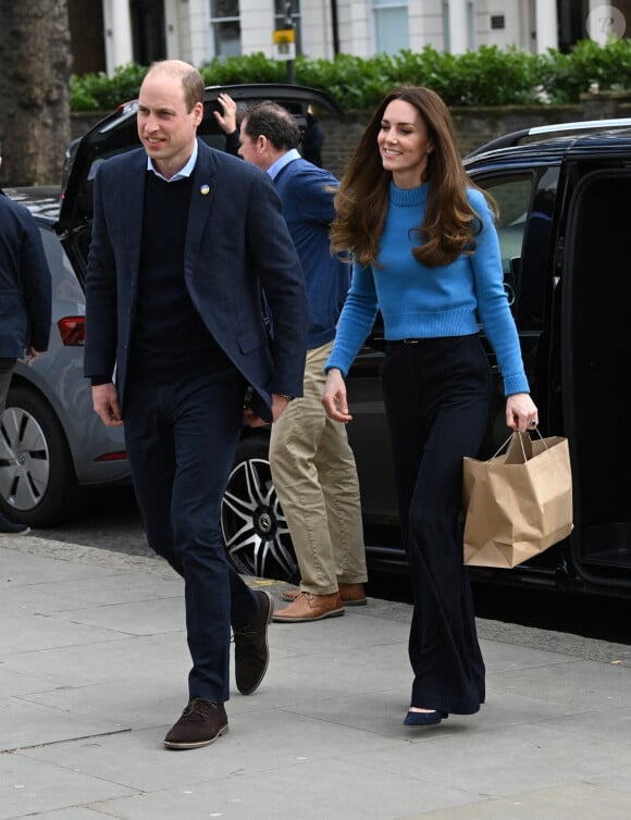 Le prince William et Kate Middleton, Duc et Duchesse de Cambridge, arrivent au centre culturel ukrainien à Londres, pour découvrir les efforts extraordinaires déployés pour soutenir les Ukrainiens au Royaume-Uni et dans toute l'Europe. Le 9 mars 2022.