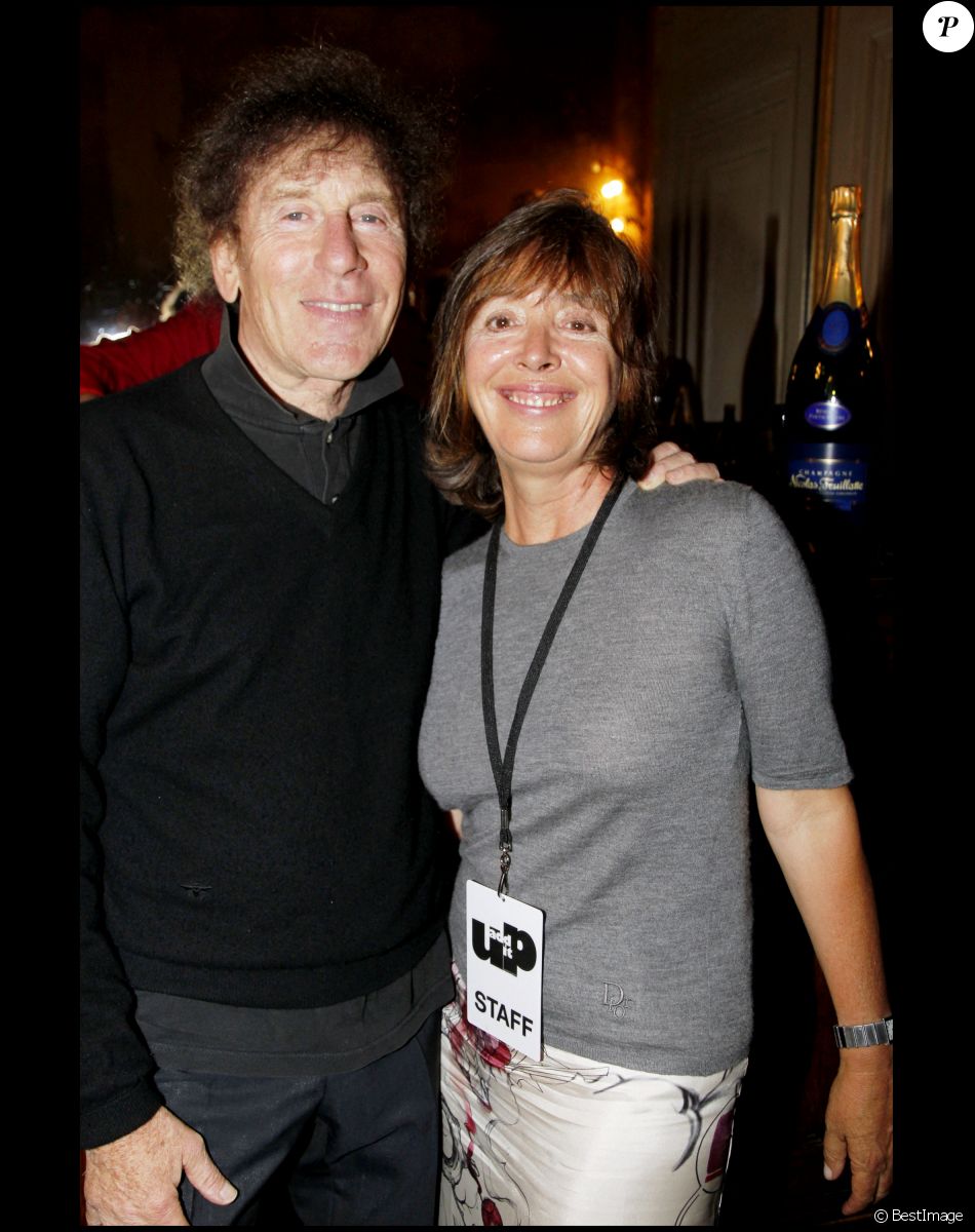 ALAIN SOUCHON ET SA FEMME FRANCOISE - 6EME GALA DE L'IFRAD AU PROFIT DE LA MALADIE D'ALZHEIMER A L'OPERA COMIQUE "2 GENERATIONS CHANTENT POUR LA 3EME"