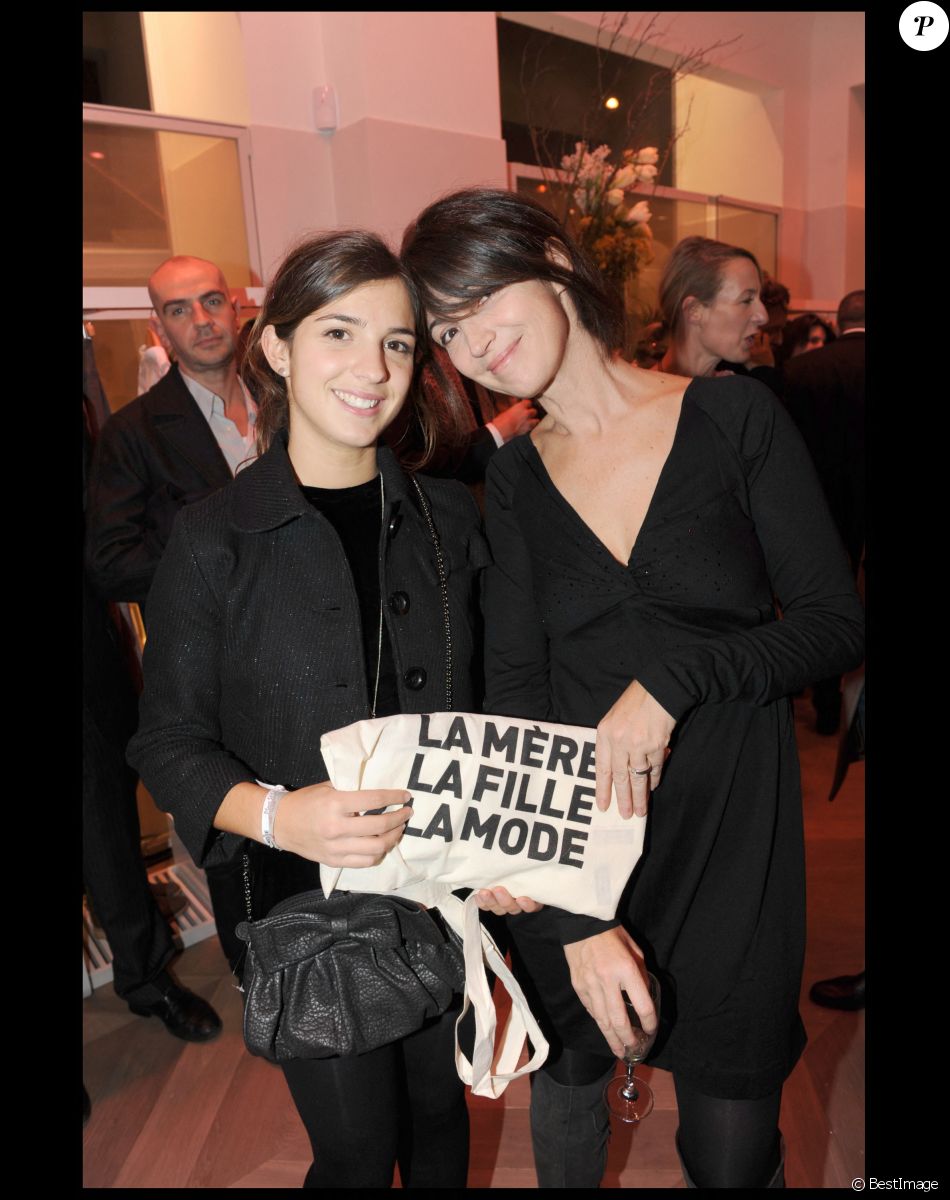 Zabou Breitman : Rares Photos De Sa Fille Anna Et Son Fils Antonin ...