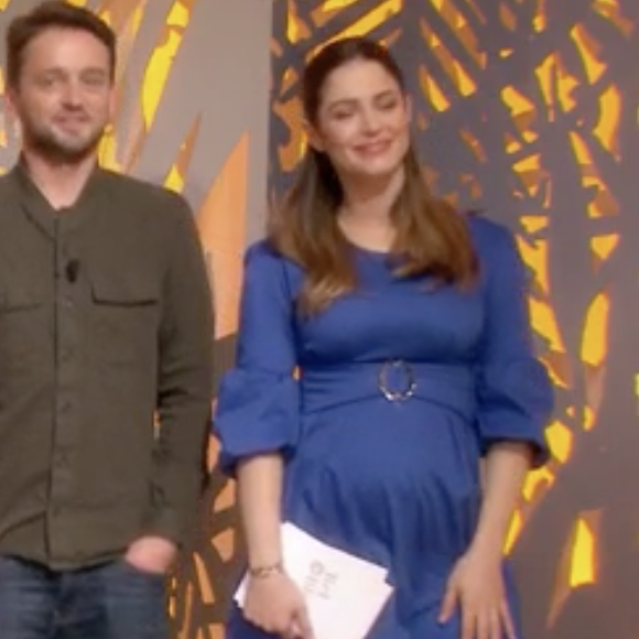 La chroniqueuse Marie Treille Stefani se dévoile bien enceinte dans l'émission "Bel et bien" sur France 2 - Samedi 12 mars 2022