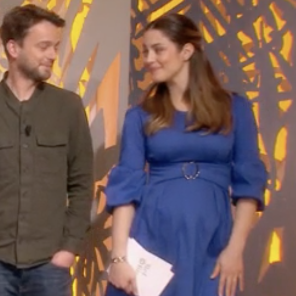 La chroniqueuse Marie Treille Stefani se dévoile bien enceinte dans l'émission "Bel et bien" sur France 2 - Samedi 12 mars 2022