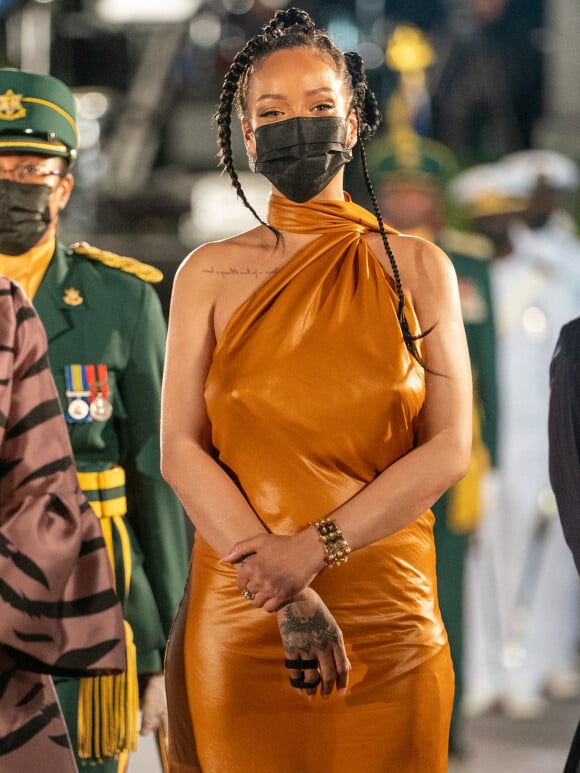 Photo : Rihanna enceinte et son compagnon ASAP Rocky - Défilé de mode Louis  Vuitton Homme, Collection Printemps-Été 2024 dans le cadre de la Fashion  Week de Paris, France, le 20 Juin