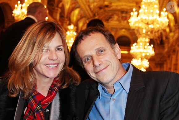 Charles Berling et sa compagne Virginie le 15 janvier aux Prix des Lumières