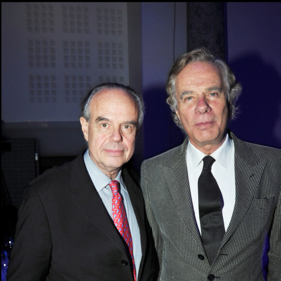 Frédéric Mitterrand et son frère Jean-Gabriel Mitterrand - Bal jaune de Ricard au Pavillon Cambon à Paris en 2010