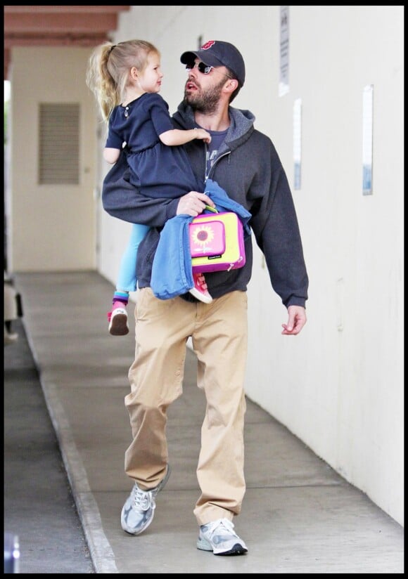 Ben Affleck accompagne sa fille Violet Affleck, 4 ans, à l'école de Santa Monica, le 15 janvier 2010.