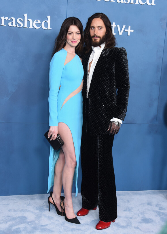 Anne Hathaway et Jared Leto assistent à l'avant-première de la série "WeCrashed" à l'Academy Museum Of Motion Pictures. Los Angeles, le 17 mars 2022.