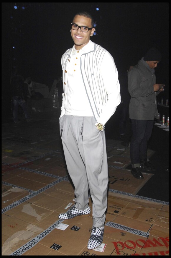 Chris Brown assiste, le dimanche 17 janvier 2010, au défilé automne-hiver 2010/2011 Vivienne Westwood, dans le cadre de la Fashion Week milanaise.