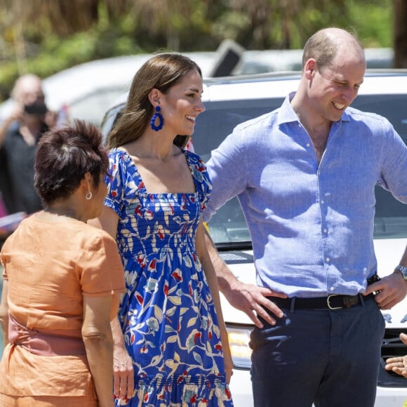 Le prince William et Kate Middleton rendent visite aux habitants d'Hopkins lors de leur tournée dans les Caraïbes au nom de la reine. Belize, le 20 mars 2022.