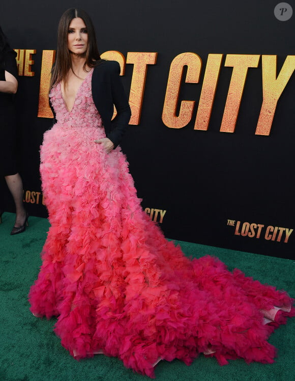 Sandra Bullock à la première du film "The Lost City" à Los Angeles, le 21 mars 2022. 