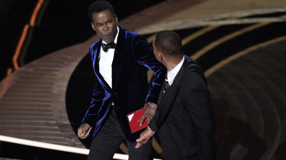 Will Smith gifle brutalement Chris Rock : Va-t-il rendre son Oscar ?