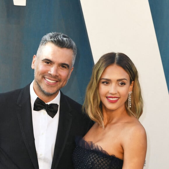 Cash Warren et Jessica Alba au photocall de la soirée "Vanity Fair" lors de la 94ème édition de la cérémonie des Oscars à Los Angeles, le 27 mars 2022. © imageSPACE via Zuma Press/Bestimage 