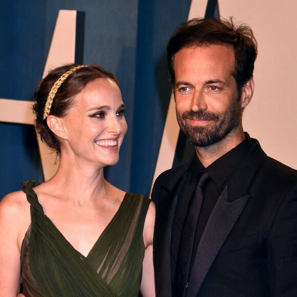Natalie Portman et Benjamin Millepied au photocall de la soirée "Vanity Fair" lors de la 94ème édition de la cérémonie des Oscars à Los Angeles