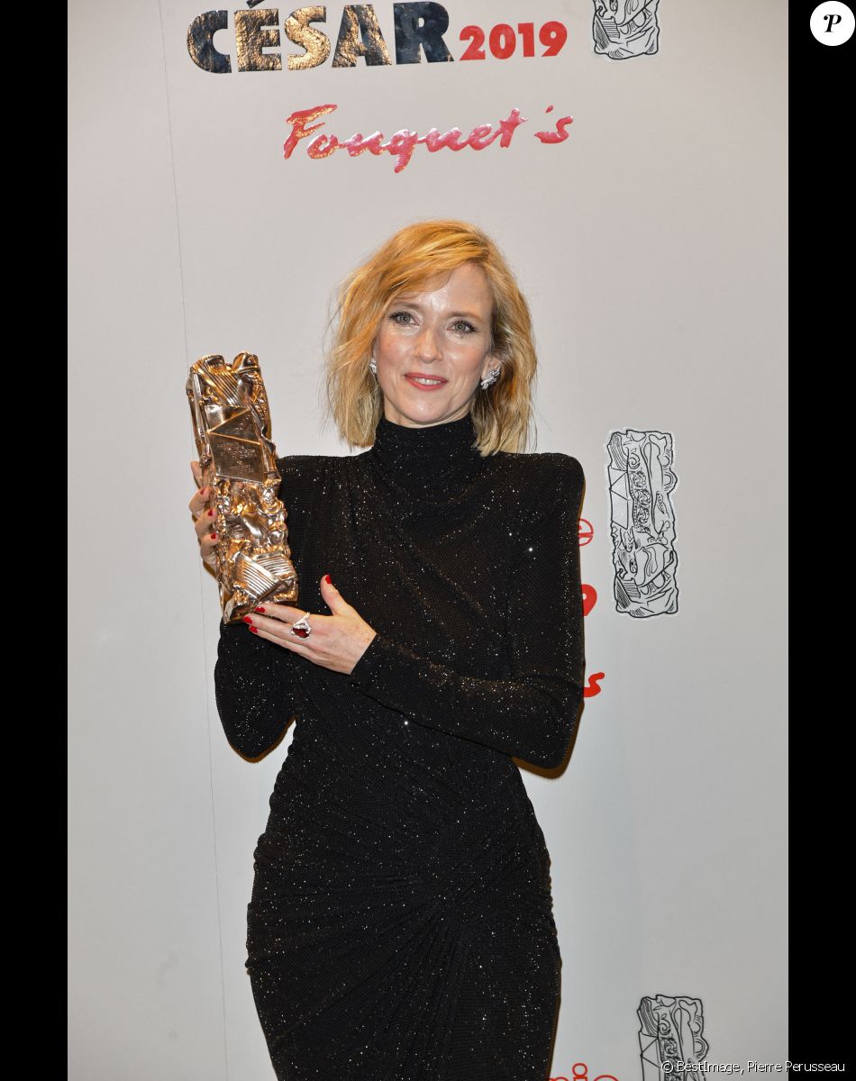 Léa Drucker (César de la meilleure actrice pour le film " Jusqu'à la Garde ") - Photocall du dîner de la 44ème cérémonie des César au Fouquet's à Paris. Le 22 février 2019 © Pierre Perusseau / Bestimage