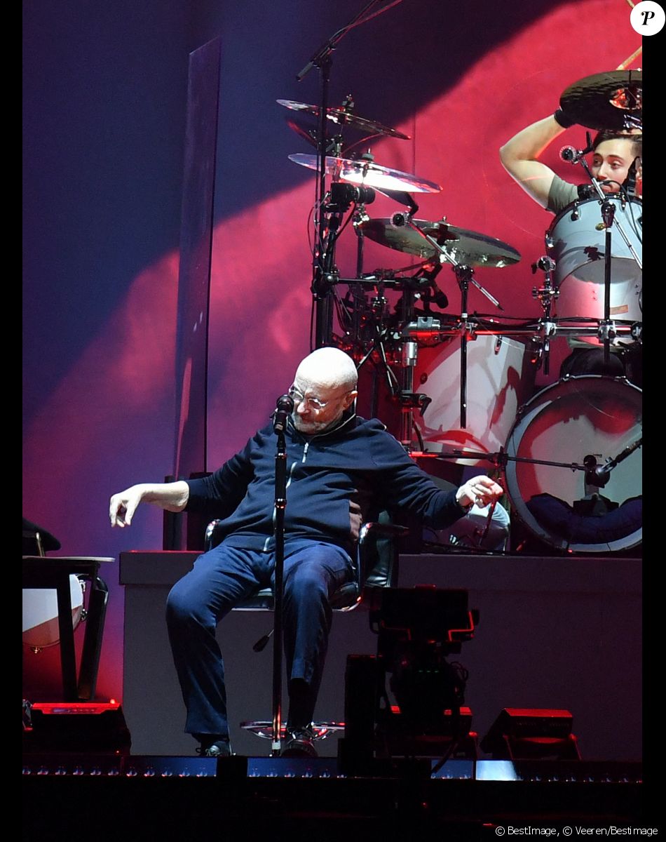 Phil Collins - Genesis (Mike Rutherford, Phil Collins et Tony Banks) en concert à Paris La Défense Arena à Nanterre le 16 mars 2022. © Veeren/Bestimage