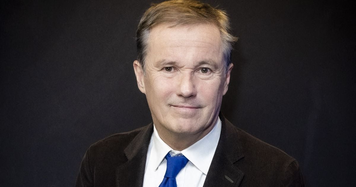 Nicolas Dupont-Aignan papa : pourquoi il cache ses filles Victoire et Sixtine… Nicolas Dupont-Aignan papa : pourquoi il cache ses filles Victoire et Sixtine…