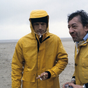 Archives - Le chanteur Renaud au Touquet, lors du tournage du vidéo clip "Morgane de toi" réalisé par Serge Gainsbourg en juin 1984.